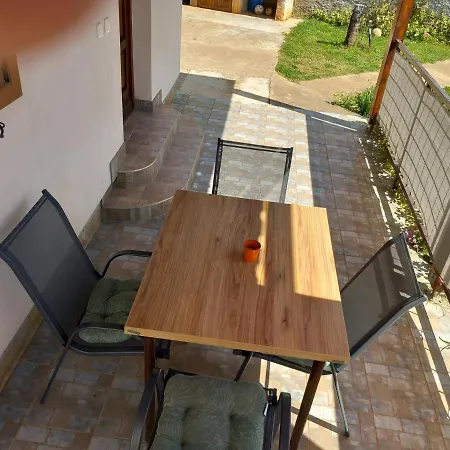 Apartments Iva Pula Exterior photo