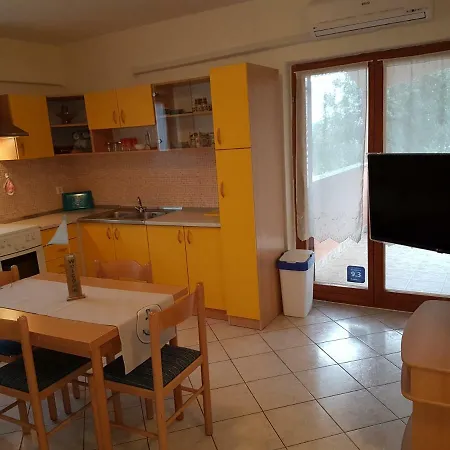 Apartments Iva Pula Exterior photo