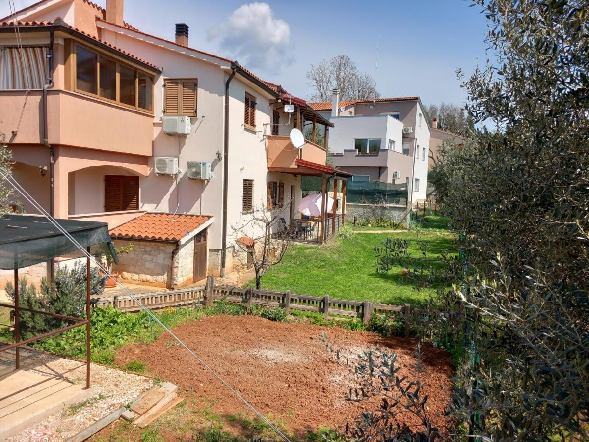 Apartment Iva *